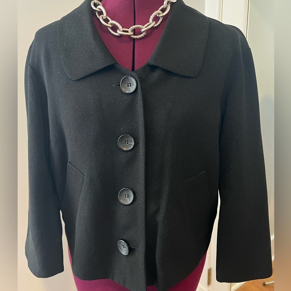 Women’s jacket Soze 14 By Renee Dumarr.  Color is Black